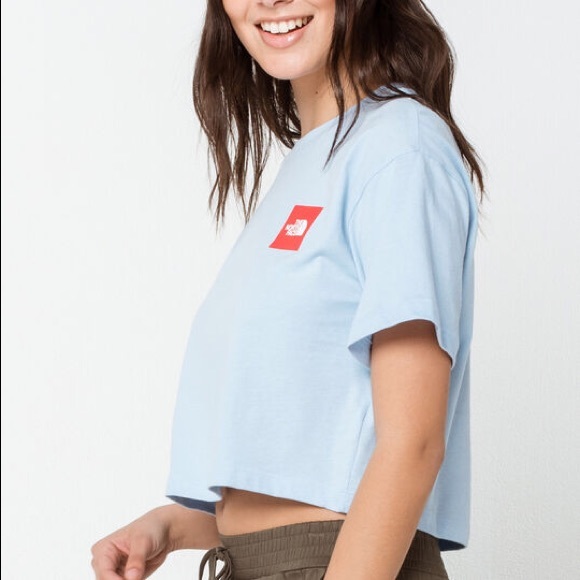 The North Face Cropped Tee - Picture 4 of 11
